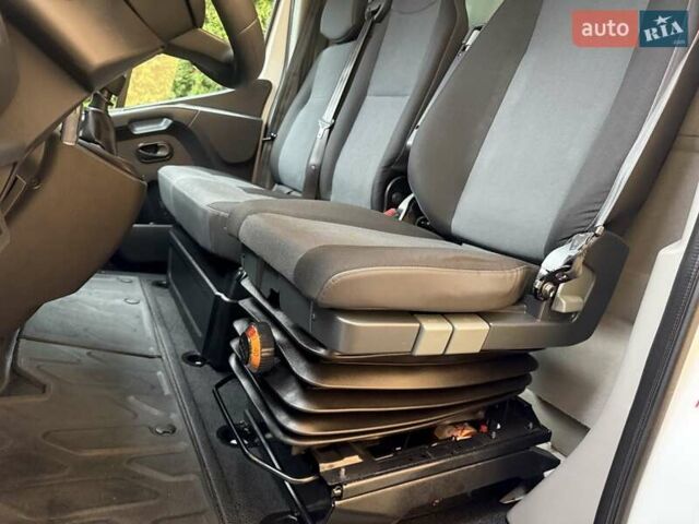 Білий Рено Мастєр, об'ємом двигуна 0 л та пробігом 182 тис. км за 22200 $, фото 49 на Automoto.ua