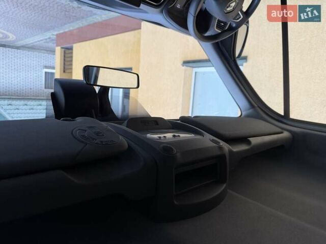 Білий Рено Мастєр, об'ємом двигуна 0 л та пробігом 182 тис. км за 22200 $, фото 71 на Automoto.ua