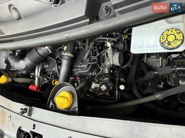 Білий Рено Мастєр, об'ємом двигуна 0 л та пробігом 182 тис. км за 22200 $, фото 82 на Automoto.ua