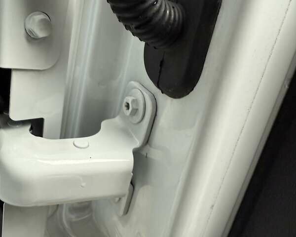 Білий Рено Мастєр, об'ємом двигуна 0 л та пробігом 182 тис. км за 22200 $, фото 76 на Automoto.ua