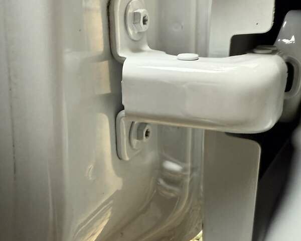 Білий Рено Мастєр, об'ємом двигуна 0 л та пробігом 182 тис. км за 22200 $, фото 59 на Automoto.ua