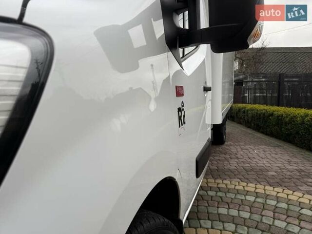 Білий Рено Мастєр, об'ємом двигуна 0 л та пробігом 182 тис. км за 22200 $, фото 23 на Automoto.ua