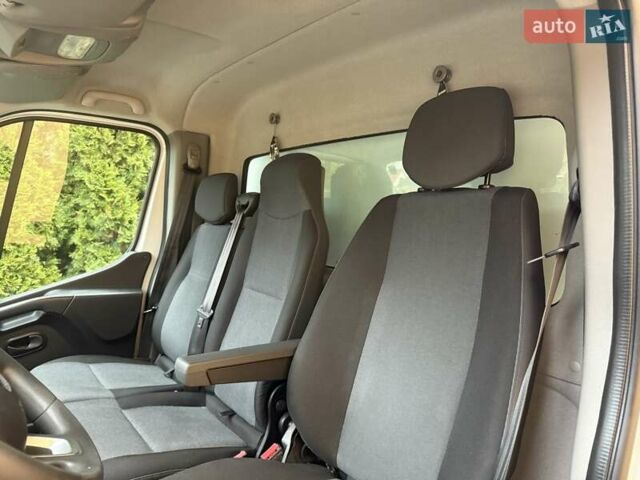 Білий Рено Мастєр, об'ємом двигуна 0 л та пробігом 182 тис. км за 22200 $, фото 58 на Automoto.ua