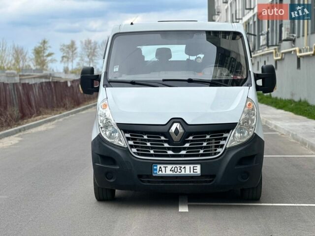 Белый Рено Мастер, объемом двигателя 2.3 л и пробегом 360 тыс. км за 14999 $, фото 1 на Automoto.ua