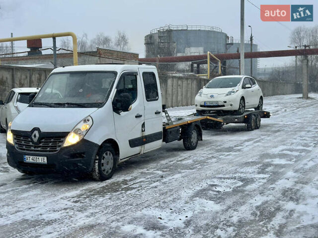 Белый Рено Мастер, объемом двигателя 2.3 л и пробегом 360 тыс. км за 16000 $, фото 1 на Automoto.ua