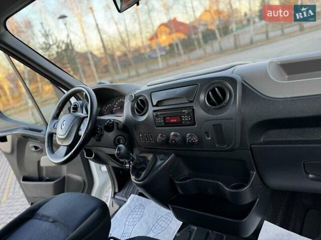 Белый Рено Мастер, объемом двигателя 2.3 л и пробегом 397 тыс. км за 14650 $, фото 64 на Automoto.ua