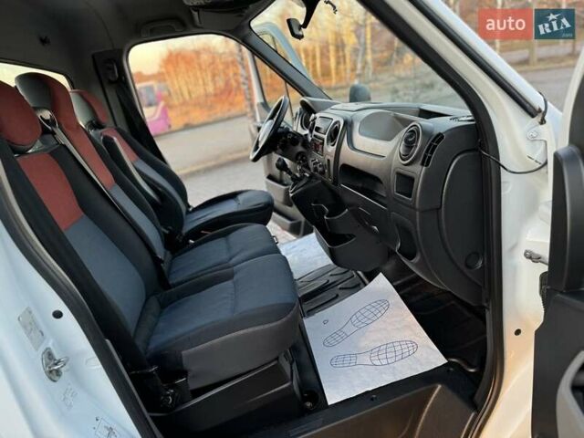 Білий Рено Мастєр, об'ємом двигуна 2.3 л та пробігом 394 тис. км за 14950 $, фото 67 на Automoto.ua
