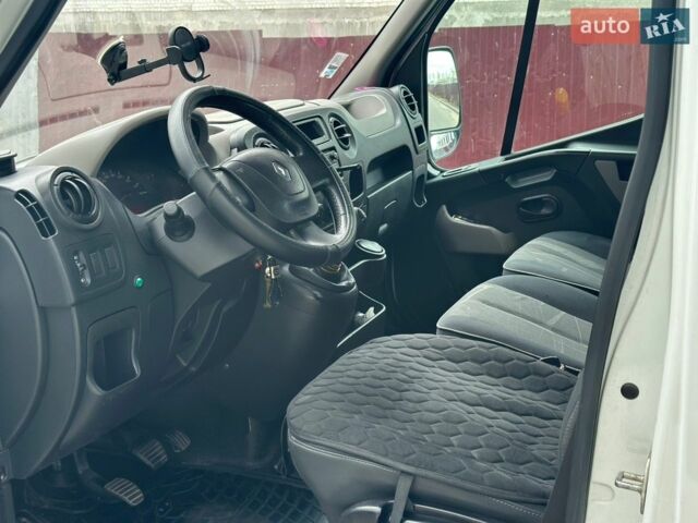 Белый Рено Мастер, объемом двигателя 2.3 л и пробегом 360 тыс. км за 14999 $, фото 8 на Automoto.ua