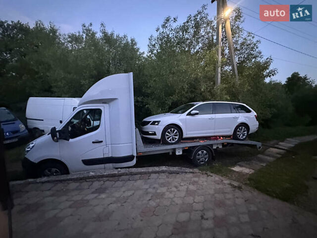 Белый Рено Мастер, объемом двигателя 2.3 л и пробегом 235 тыс. км за 17500 $, фото 15 на Automoto.ua