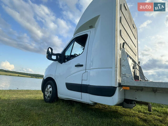 Белый Рено Мастер, объемом двигателя 2.3 л и пробегом 235 тыс. км за 17500 $, фото 2 на Automoto.ua