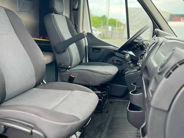 Белый Рено Мастер, объемом двигателя 2.3 л и пробегом 170 тыс. км за 16950 $, фото 39 на Automoto.ua
