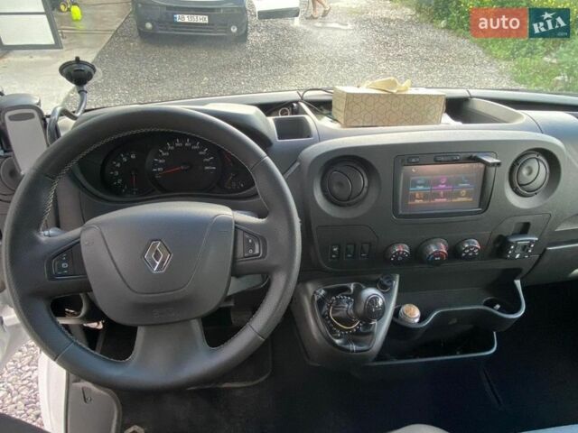 Белый Рено Мастер, объемом двигателя 2.3 л и пробегом 253 тыс. км за 16800 $, фото 9 на Automoto.ua