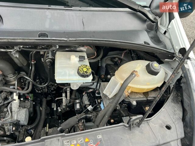 Белый Рено Мастер, объемом двигателя 2.3 л и пробегом 170 тыс. км за 16950 $, фото 38 на Automoto.ua