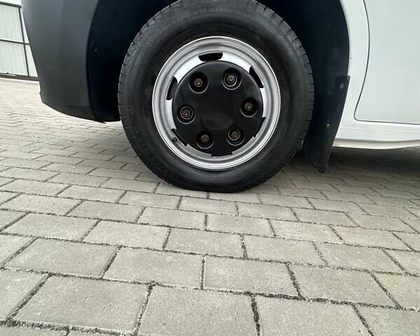 Білий Рено Мастєр, об'ємом двигуна 2.3 л та пробігом 149 тис. км за 29500 $, фото 38 на Automoto.ua