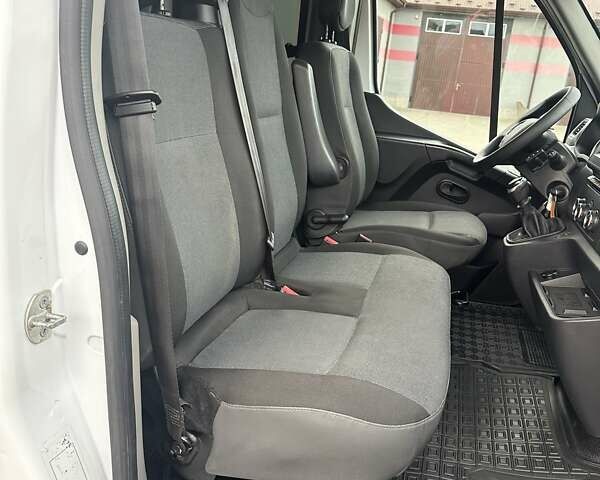 Білий Рено Мастєр, об'ємом двигуна 2.3 л та пробігом 149 тис. км за 29500 $, фото 59 на Automoto.ua