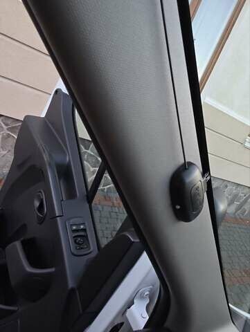 Білий Рено Мастєр, об'ємом двигуна 2.3 л та пробігом 145 тис. км за 36800 $, фото 38 на Automoto.ua