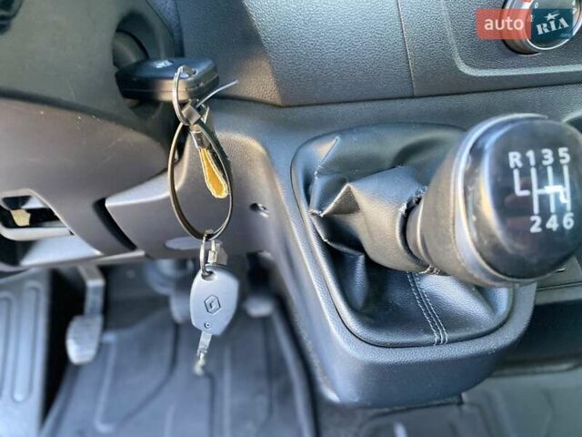 Білий Рено Мастєр, об'ємом двигуна 2.3 л та пробігом 157 тис. км за 17700 $, фото 30 на Automoto.ua