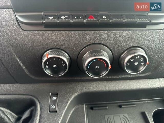 Білий Рено Мастєр, об'ємом двигуна 2.3 л та пробігом 149 тис. км за 29500 $, фото 48 на Automoto.ua