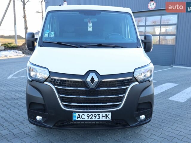 Белый Рено Мастер, объемом двигателя 2.3 л и пробегом 146 тыс. км за 33500 $, фото 1 на Automoto.ua
