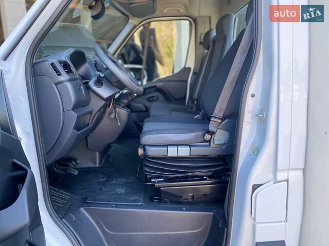 Білий Рено Мастєр, об'ємом двигуна 2.3 л та пробігом 157 тис. км за 17700 $, фото 21 на Automoto.ua