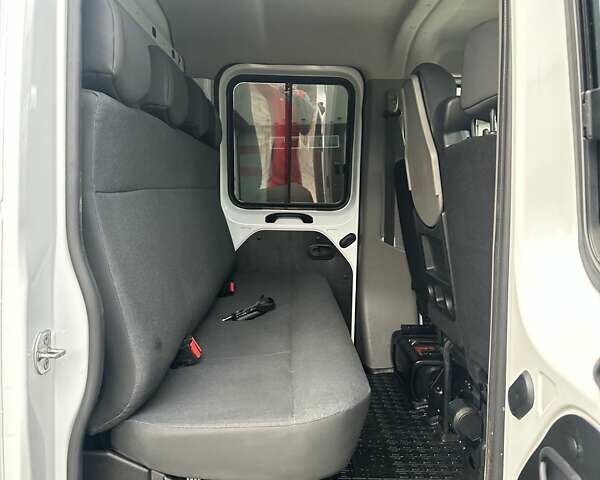 Белый Рено Мастер, объемом двигателя 2.3 л и пробегом 149 тыс. км за 29500 $, фото 68 на Automoto.ua