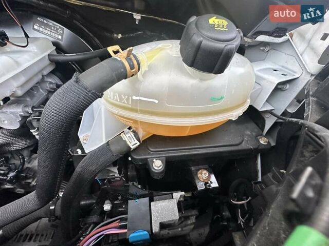 Білий Рено Мастєр, об'ємом двигуна 2.3 л та пробігом 149 тис. км за 29500 $, фото 78 на Automoto.ua