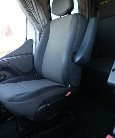 Білий Рено Мастєр, об'ємом двигуна 2.3 л та пробігом 146 тис. км за 36500 $, фото 58 на Automoto.ua