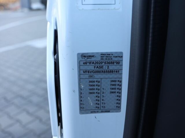 Белый Рено Мастер, объемом двигателя 2.3 л и пробегом 146 тыс. км за 33500 $, фото 40 на Automoto.ua