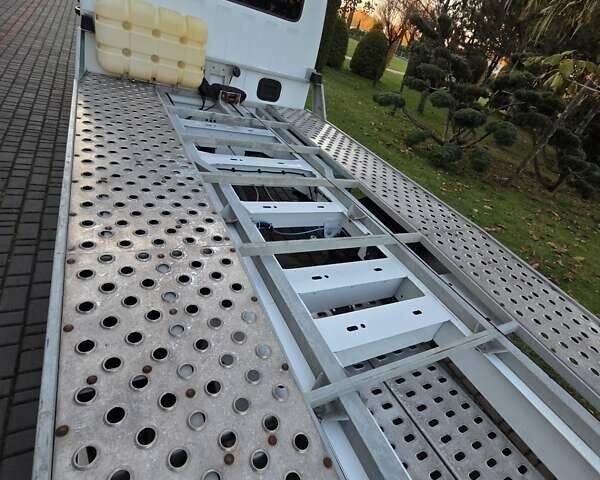 Білий Рено Мастєр, об'ємом двигуна 2.3 л та пробігом 145 тис. км за 36800 $, фото 29 на Automoto.ua