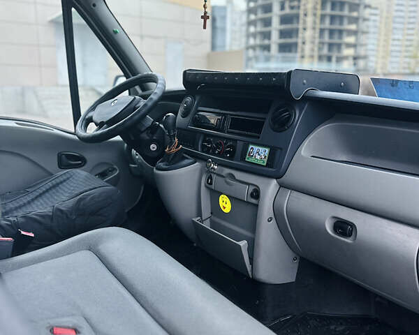 Білий Рено Мастєр, об'ємом двигуна 2.95 л та пробігом 564 тис. км за 6950 $, фото 6 на Automoto.ua