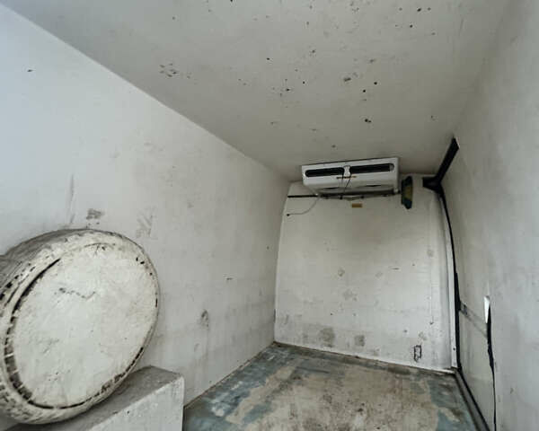 Білий Рено Мастєр, об'ємом двигуна 2.8 л та пробігом 756 тис. км за 4600 $, фото 4 на Automoto.ua