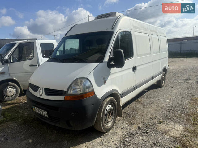 Белый Рено Мастер, объемом двигателя 2.46 л и пробегом 300 тыс. км за 5500 $, фото 1 на Automoto.ua