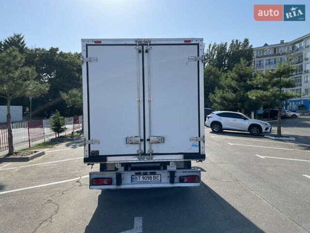 Білий Рено Мастєр, об'ємом двигуна 2.3 л та пробігом 380 тис. км за 15500 $, фото 4 на Automoto.ua