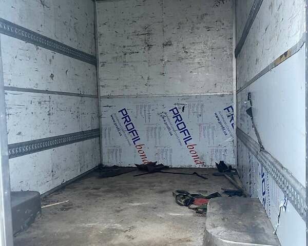 Белый Рено Мастер, объемом двигателя 2.3 л и пробегом 224 тыс. км за 12990 $, фото 3 на Automoto.ua