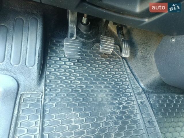 Білий Рено Мастєр, об'ємом двигуна 2.3 л та пробігом 425 тис. км за 8900 $, фото 11 на Automoto.ua