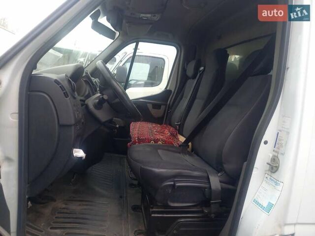 Білий Рено Мастєр, об'ємом двигуна 2.3 л та пробігом 375 тис. км за 13000 $, фото 12 на Automoto.ua