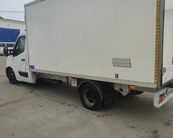 Белый Рено Мастер, объемом двигателя 2.3 л и пробегом 306 тыс. км за 17500 $, фото 9 на Automoto.ua