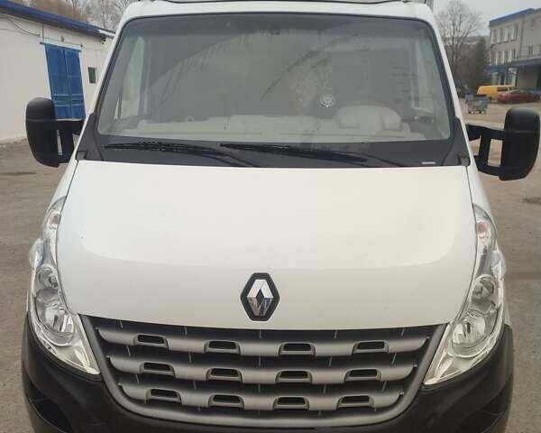 Белый Рено Мастер, объемом двигателя 2.3 л и пробегом 306 тыс. км за 17500 $, фото 2 на Automoto.ua