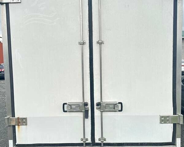 Белый Рено Мастер, объемом двигателя 2.3 л и пробегом 1 тыс. км за 9288 $, фото 4 на Automoto.ua