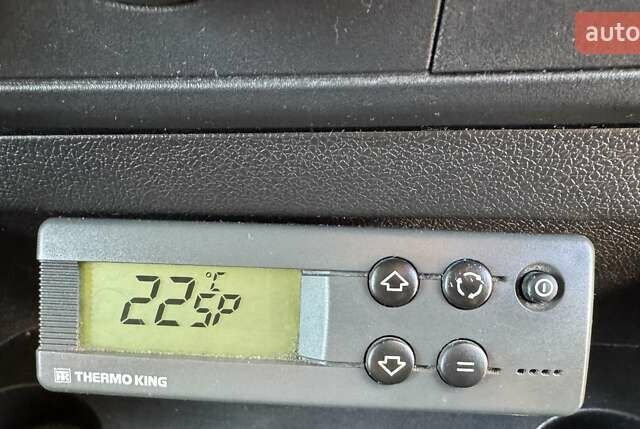 Белый Рено Мастер, объемом двигателя 2.3 л и пробегом 294 тыс. км за 15500 $, фото 24 на Automoto.ua