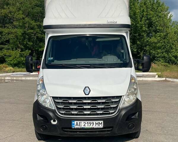 Белый Рено Мастер, объемом двигателя 2.5 л и пробегом 452 тыс. км за 16950 $, фото 1 на Automoto.ua