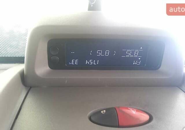 Білий Рено Мастєр, об'ємом двигуна 2.3 л та пробігом 389 тис. км за 8000 $, фото 18 на Automoto.ua