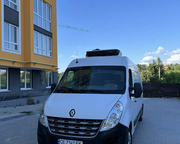 Белый Рено Мастер, объемом двигателя 2.3 л и пробегом 413 тыс. км за 11500 $, фото 2 на Automoto.ua
