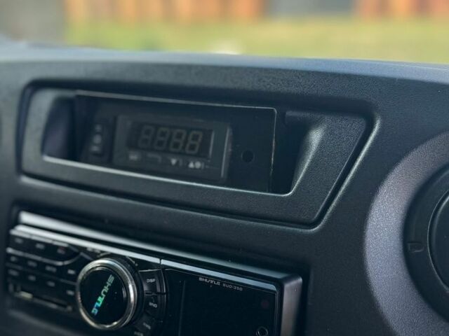 Белый Рено Мастер, объемом двигателя 2.3 л и пробегом 330 тыс. км за 14800 $, фото 22 на Automoto.ua