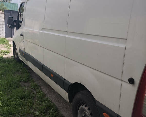 Белый Рено Мастер, объемом двигателя 2.3 л и пробегом 810 тыс. км за 10800 $, фото 5 на Automoto.ua