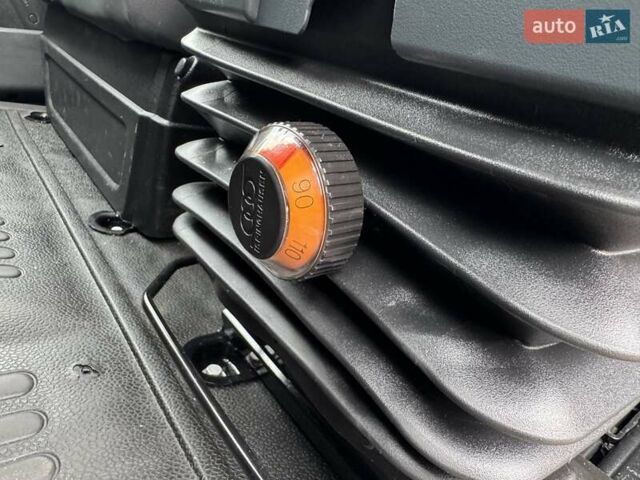 Белый Рено Мастер, объемом двигателя 2.3 л и пробегом 278 тыс. км за 17500 $, фото 28 на Automoto.ua