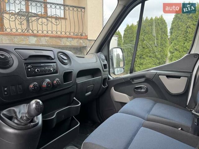 Белый Рено Мастер, объемом двигателя 2.3 л и пробегом 295 тыс. км за 15500 $, фото 18 на Automoto.ua