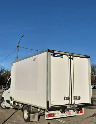 Белый Рено Мастер, объемом двигателя 2.3 л и пробегом 273 тыс. км за 18500 $, фото 3 на Automoto.ua