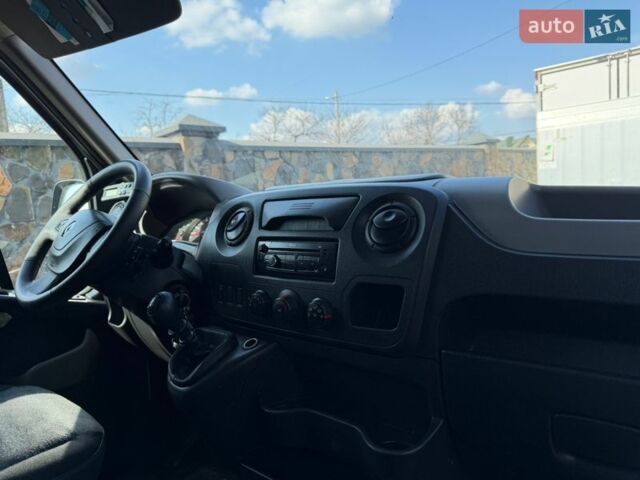 Білий Рено Мастєр, об'ємом двигуна 2.3 л та пробігом 287 тис. км за 16000 $, фото 77 на Automoto.ua