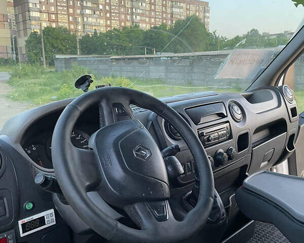 Білий Рено Мастєр, об'ємом двигуна 2.3 л та пробігом 450 тис. км за 9800 $, фото 11 на Automoto.ua